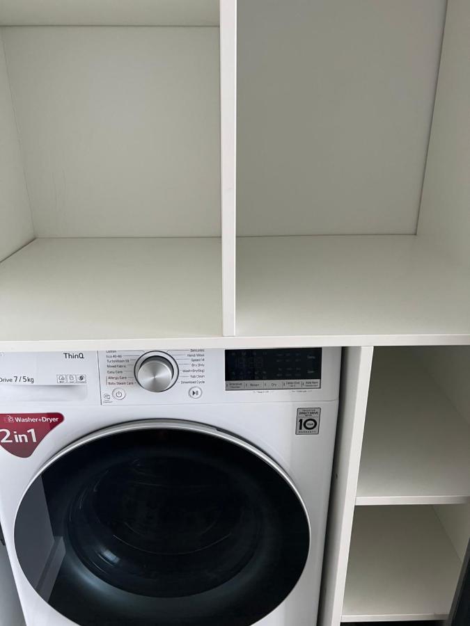 Arena Apartment Каунас Экстерьер фото