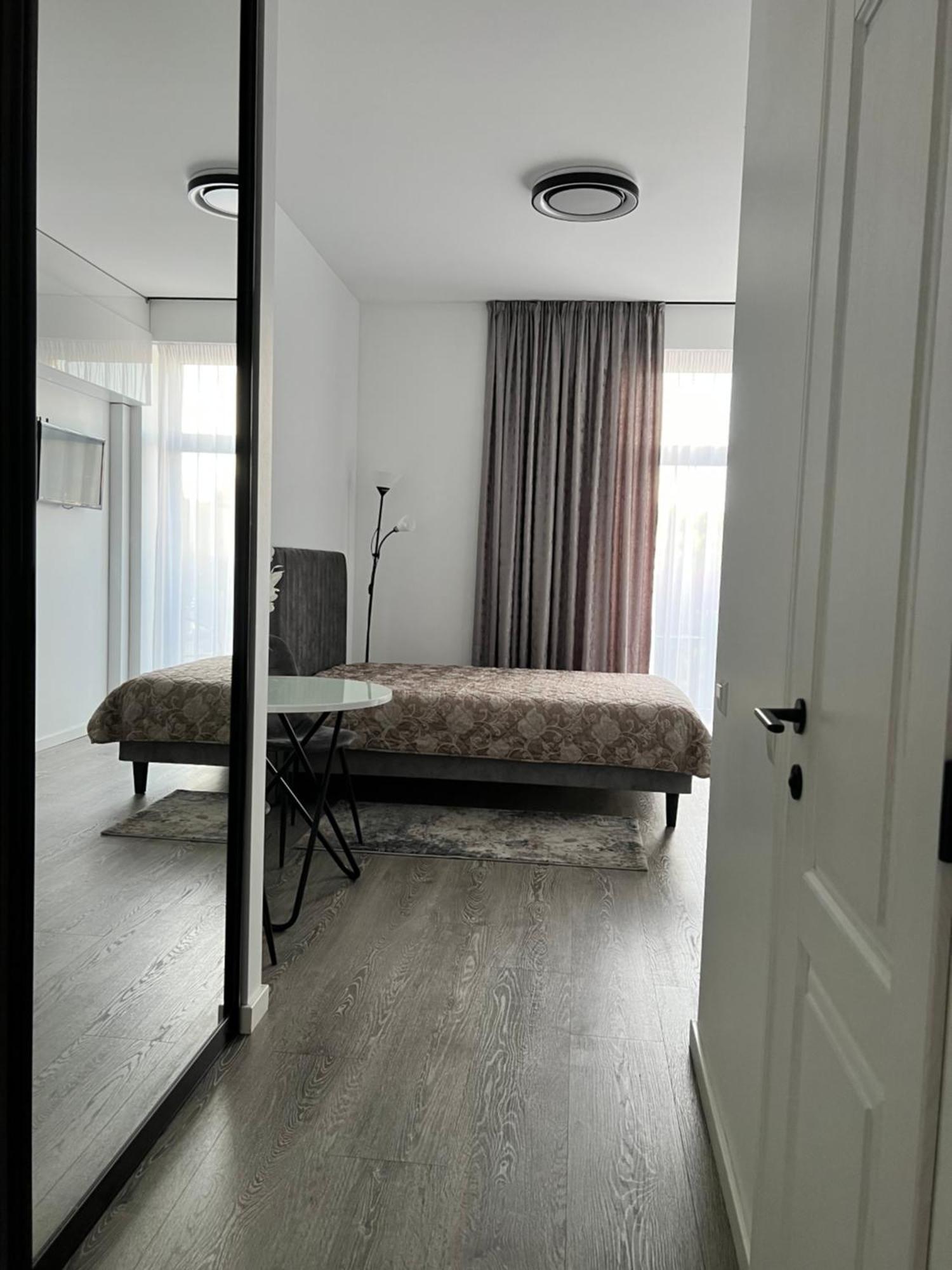 Arena Apartment Каунас Экстерьер фото